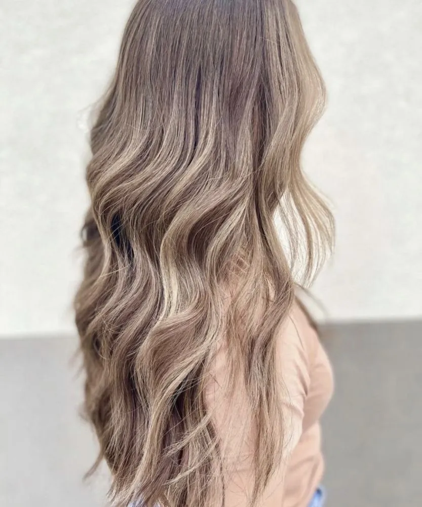 Hand-painted bronde balayage with soft dimension and a seamless, lived-in grow-out